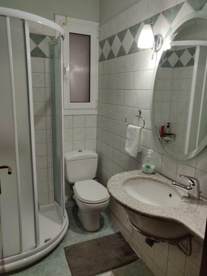 House,1000M From Beach ลาโกนิสซี ภายนอก รูปภาพ
